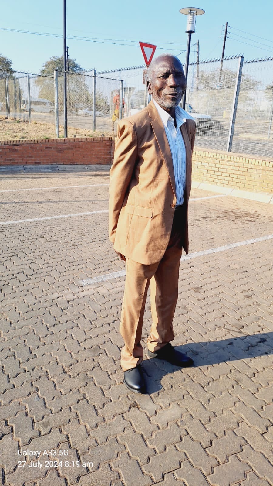 Beitbribdge Businessmen Transport Late Nguluvhe Remains…As Minister Nguluvhe Backs Funeral Policies