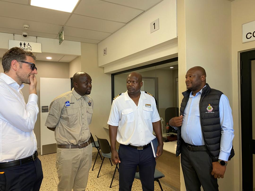 IOM Tours B/B Border Post