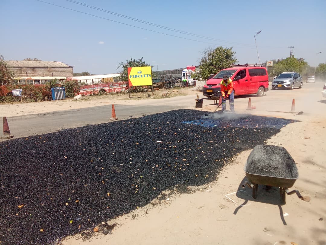Municipality Steps Up Beitbridge Road Repairs